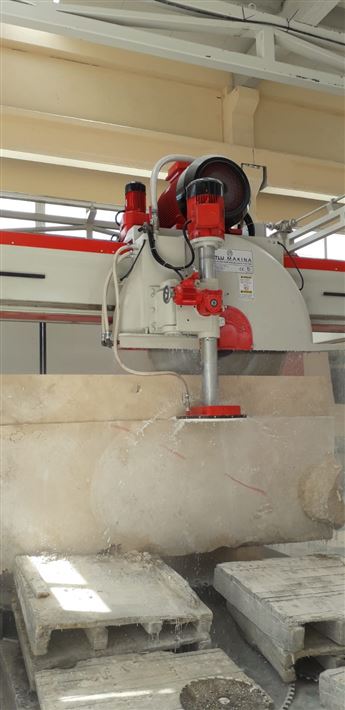 СТАНОК ДЛЯ РЕЗКИ БЛОКОВ